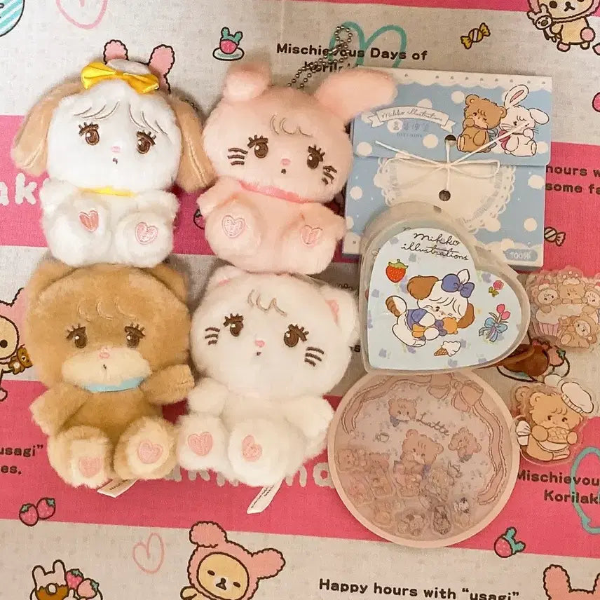 [BUNJANG] Qualia Mikko Character Plush Set / [일괄판매] QUALIA 미코 mikko 캐릭터즈 봉제인형 가챠, 샤카샤카키링, 메모지 세트, 집게