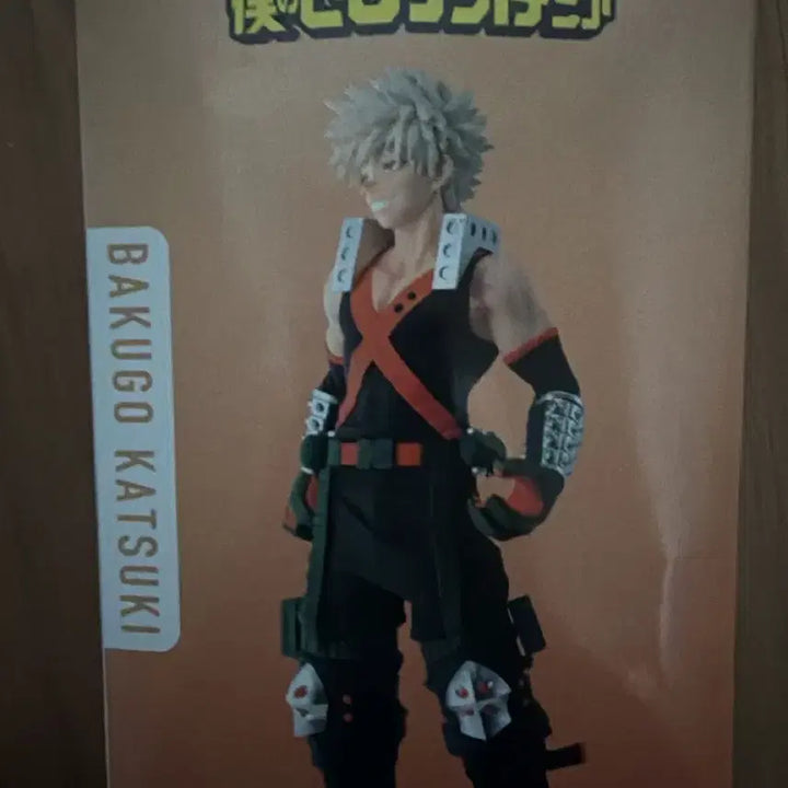 [BUNJANG] Katsuki Bakugo Figure / 급처)바쿠고 피규어 판매