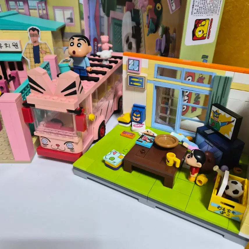 [BUNJANG] Crayon Shin-chan Oxford Building Blocks (Kindergarten, Playground, Bus, Living Room) / 옥스포드 짱구 유치원,놀이터,버스,거실
