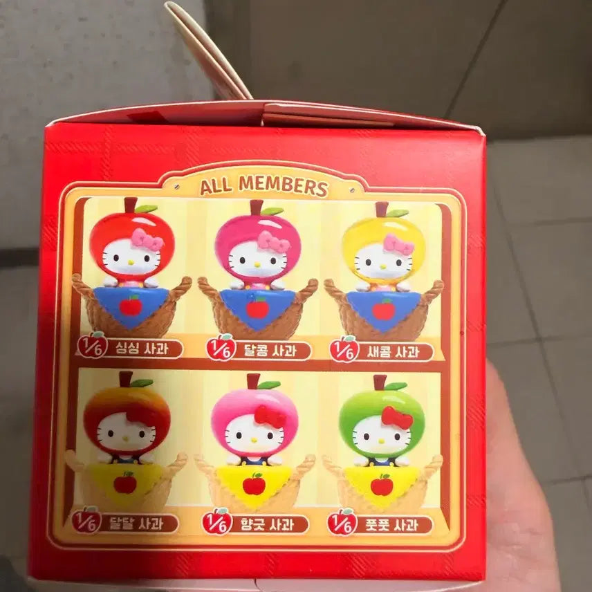 [BUNJANG] Hello Kitty Apple Series Figure (Sealed) / 헬로키티 애플 시리즈 피규어(미개봉정품)