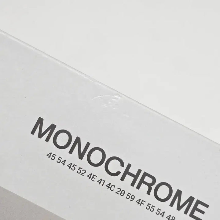 [BUNJANG] BTS Suga Monochrome Photobook / 모노크롭 포토북 슈가 민윤기 방탄 Monochrome Photobook suga bts