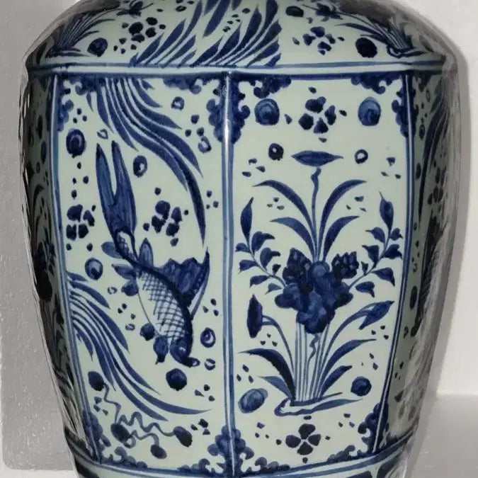 [BUNJANG] Blue and White Porcelain Freshwater Fish Octagonal Jar / 청화백자 담수 초어문 팔각유개 매병 높37지21 중국도자기 고도자 골통품