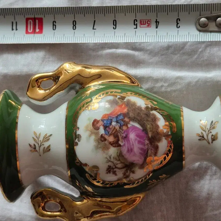 [BUNJANG] Limoges Antique Miniature Vase Green Gold Porcelain / 프랑스 리모지 엔틱 도자기 화병 그린 골드 장식