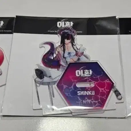 [BUNJANG] Leehwan PC Bang Acrylic Stand Set (3 Types) / 이환 피시방 아크릴스탠드 3종 세트일괄