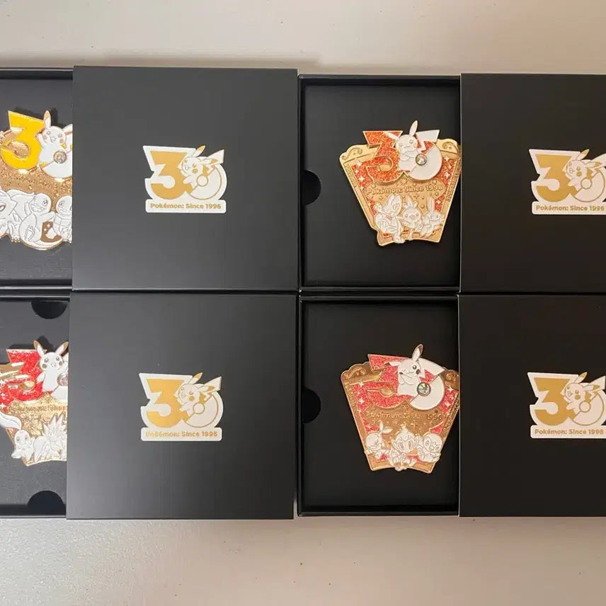 [BUNJANG] Pokemon 30th Anniversary Badge Bundle Set / 포켓몬 30주년 배지 일괄판매
