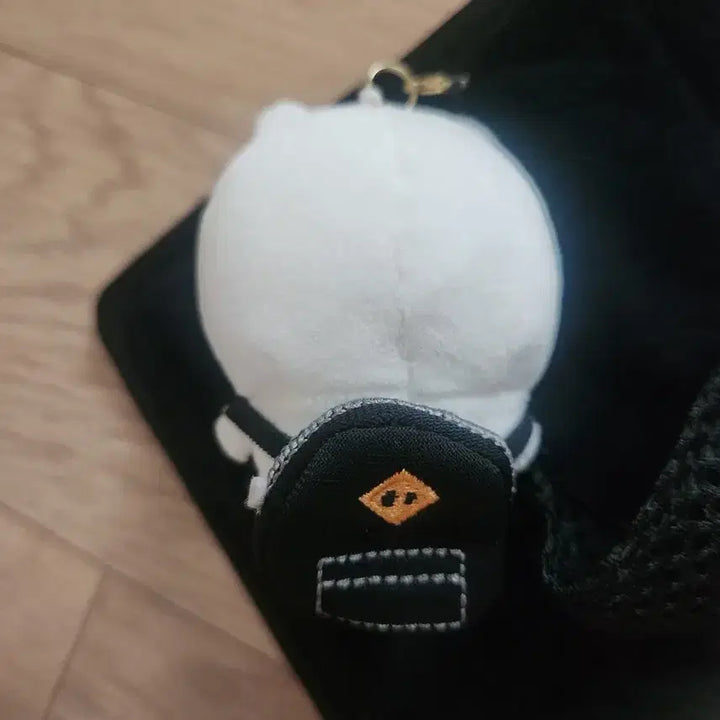 [BUNJANG] Nongdamgom Shoulder Cover / 농담곰 숄더 커버