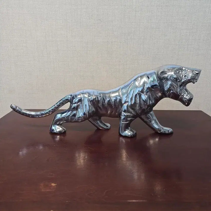 [BUNJANG] Korean White Brass Baekdusan Tiger Statue - 40cm / [백동 브론즈] 백동 백두산 호랑이 - 길이 40cm