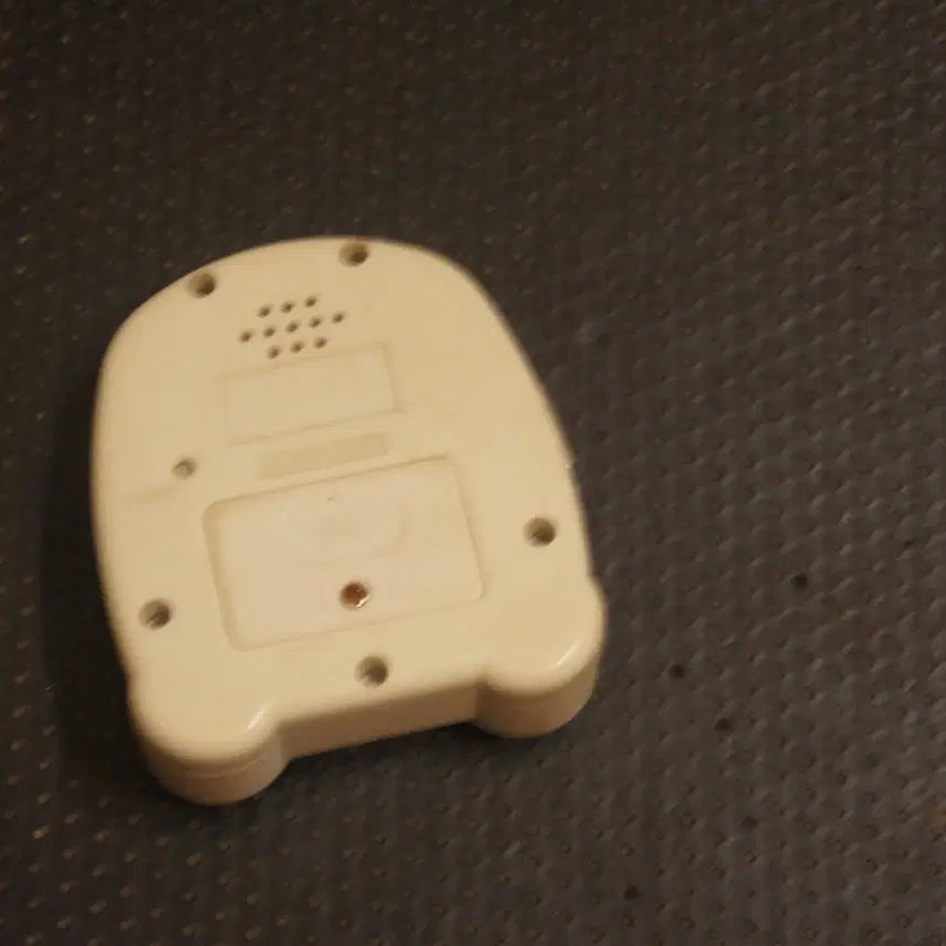 [BUNJANG] Vintage Game Machine Keychain Mini Game Accessory / 빈티지게임기 키링 열쇠고리 미니게임 빈티지데코악세사리 인테리어소품 빈티지소품UU