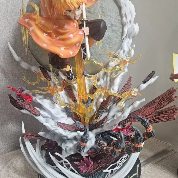 [BUNJANG] Zenitsu Figure / 젠이츠 피규어 팝니다