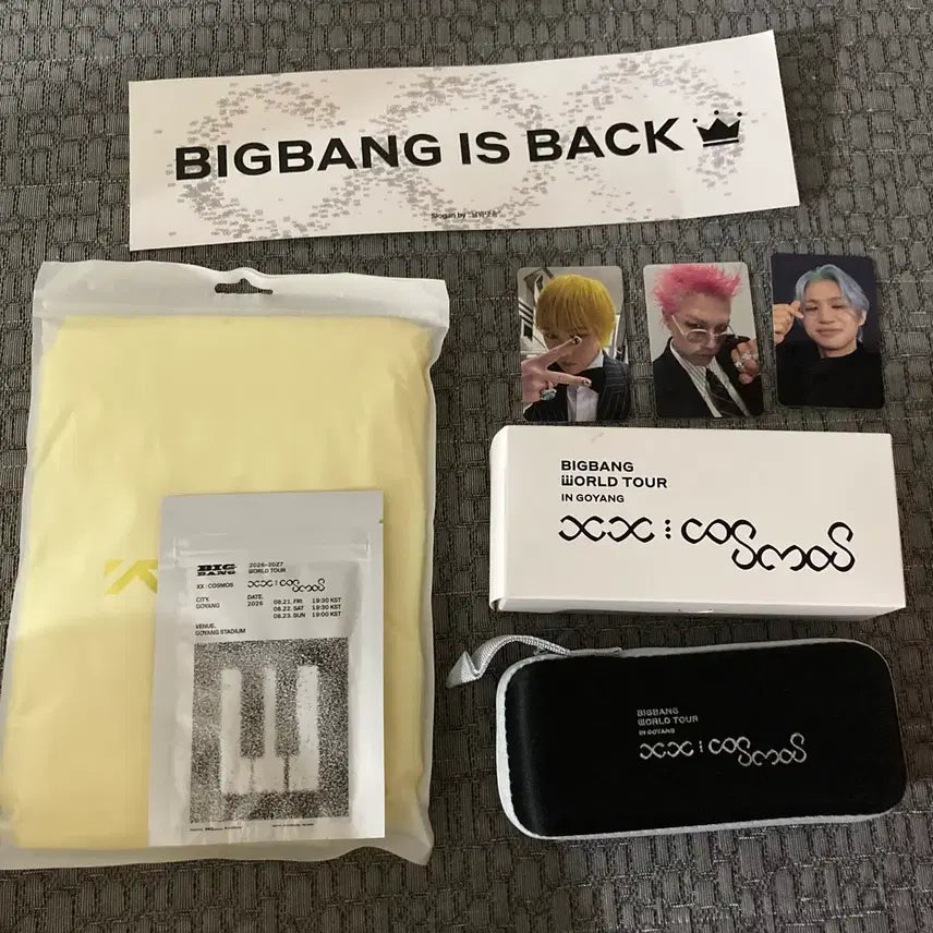 [BUNJANG] Bigbang Membership Booth Exclusive Photocard, Umbrella, Raincoat, Slogan, Cooling Patch Bundle / 빅뱅 멤버십부스 특전(포카, 양우산, 우비, 슬로건, 쿨링패치)