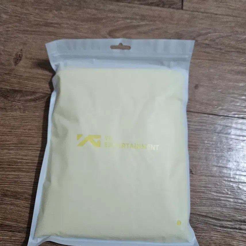 [BUNJANG] Bigbang Raincoat / 빅뱅 우비