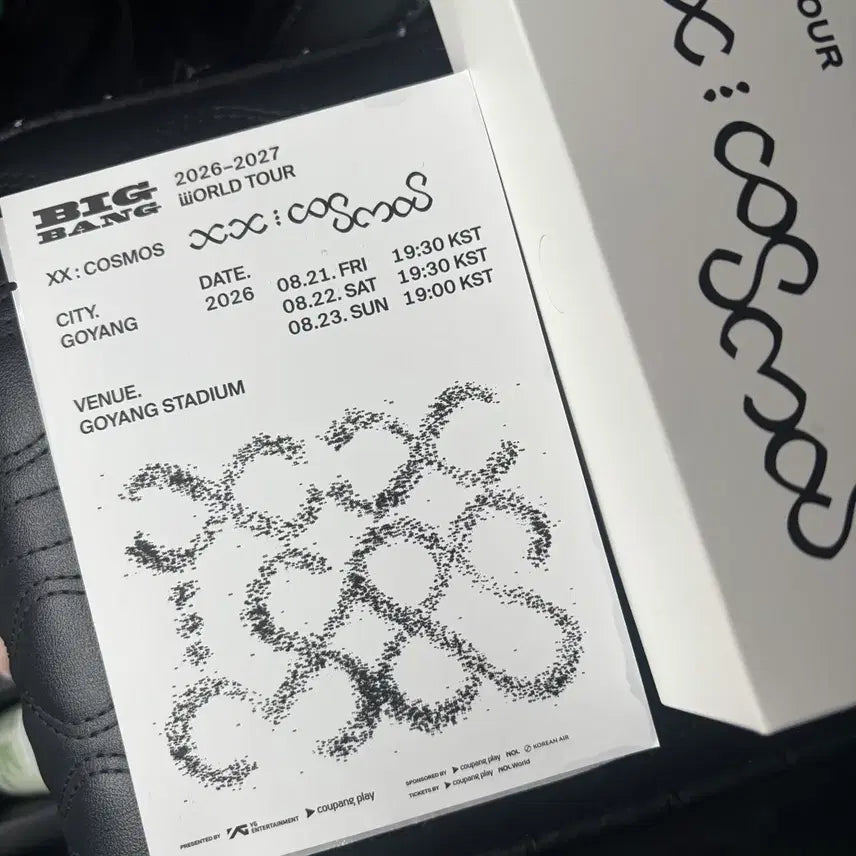 [BUNJANG] BIGBANG World Tour VIP Membership Goods Set / 빅뱅콘서트 vip 맴버십 팬존 굿즈 모두 포함(우비x 슬로건 포함) 중콘