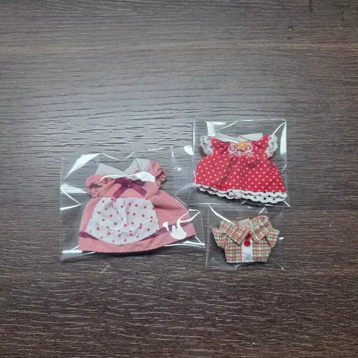 [BUNJANG] Sylvanian Families Chocolate Rabbit Outfit Set (3 pcs) / 실바니안 초코토끼 의상 3점