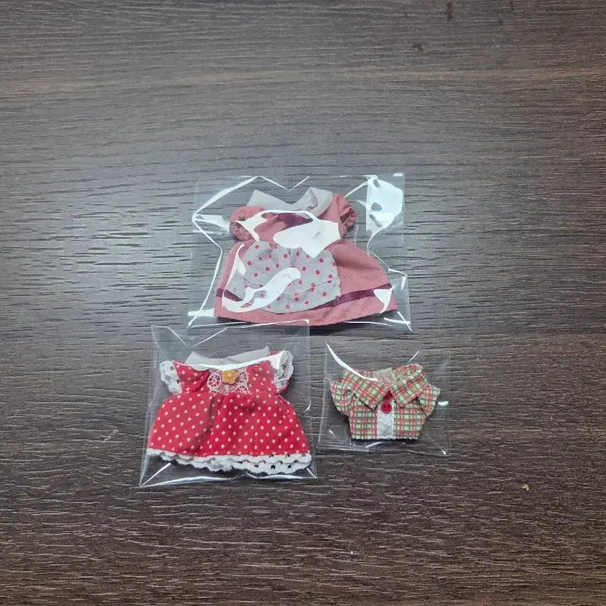 [BUNJANG] Sylvanian Families Chocolate Rabbit Outfit Set (3 pcs) / 실바니안 초코토끼 의상 3점