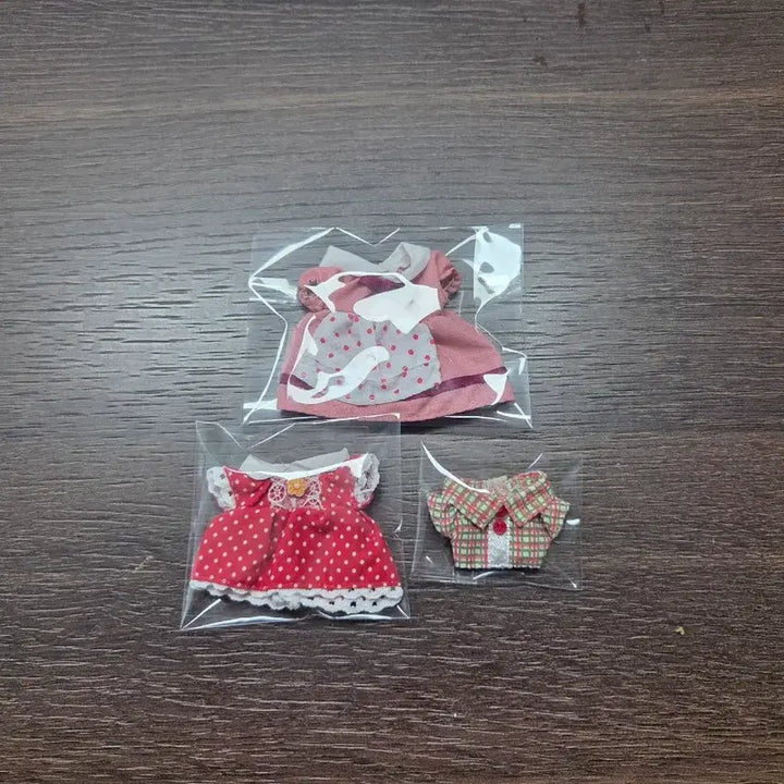 [BUNJANG] Sylvanian Families Chocolate Rabbit Outfit Set (3 pcs) / 실바니안 초코토끼 의상 3점