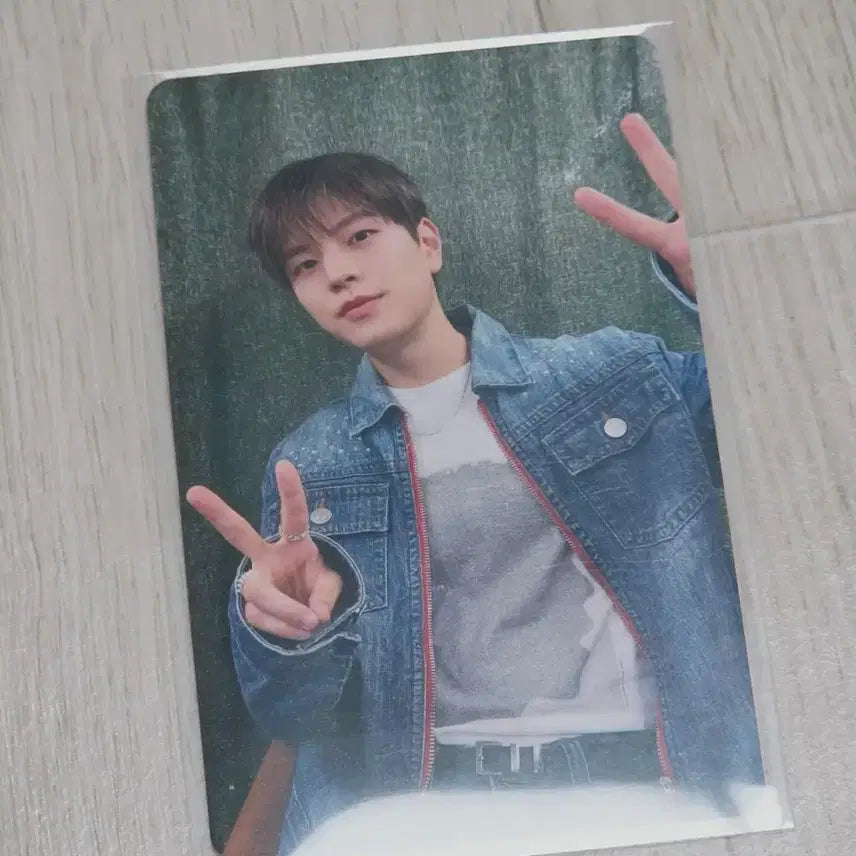 [BUNJANG] Stray Kids Seungmin THIS MEANS WHAT HMV Lucky Draw Photocard / 스트레이키즈 디스앤댓 HMV 럭키드로우X 승민 포카