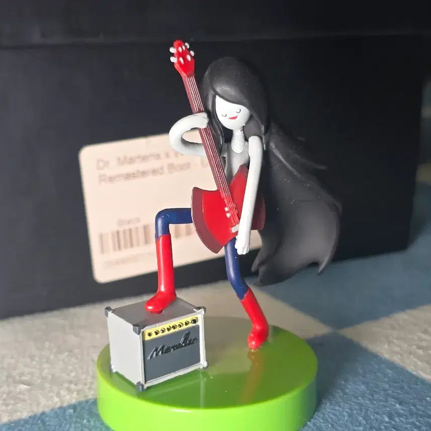 [BUNJANG] Adventure Time Marceline Figure (Damaged) / (하자있음)어드벤처타임 마르셀린 마셀린 피규어 단품