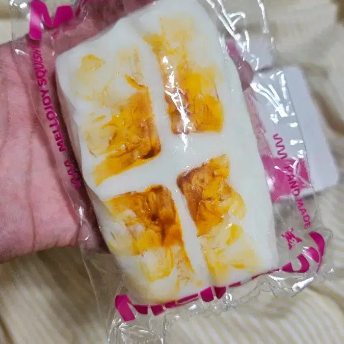 [BUNJANG] Mellojoy Kirimochi Plush / Mellojoy 멜로조이 키리모찌