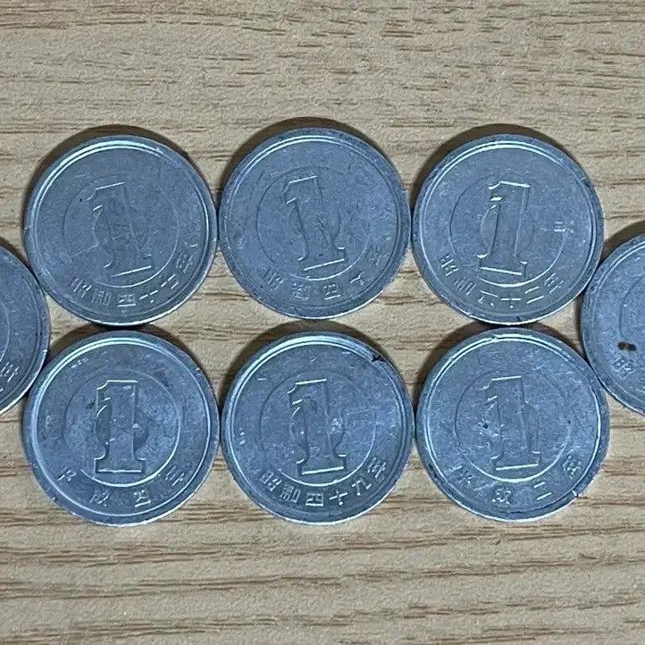 [BUNJANG] Japanese 10 Yen Coins (8 pcs) / 일본 10엔 동전 8개