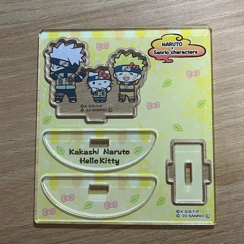 [BUNJANG] Naruto Kakashi x Sanrio Acrylic Stand / 나루토 카카시 산리오 아크릴 스탠드