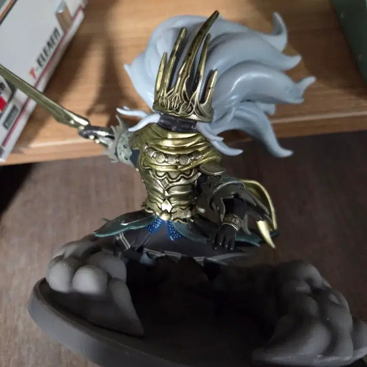 [BUNJANG] Dark Souls Nameless King Figure / 다크 소울 무명왕 피규어
