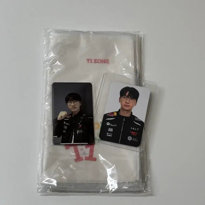 [BUNJANG] T1 LCK Zone Doran Photocard &amp; Slogan Set / lck t1 zone 티원 존 포카+도란포카+슬로건