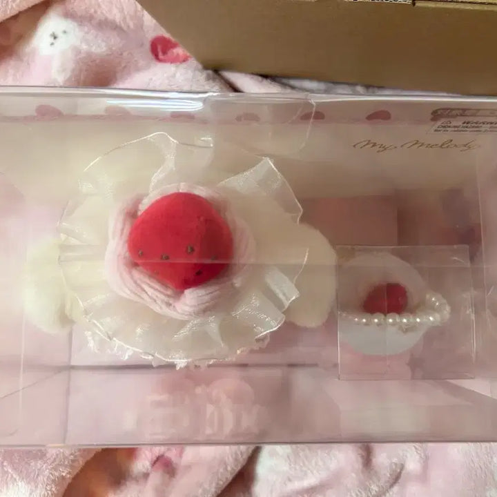 [BUNJANG] Sanrio Strawberry Whipping Cake My Melody Plush Doll / 산리오 딸기휘핑케이크 마이멜로디 누이 인형 쇼트케이크2 마이멜로디 누이 인형