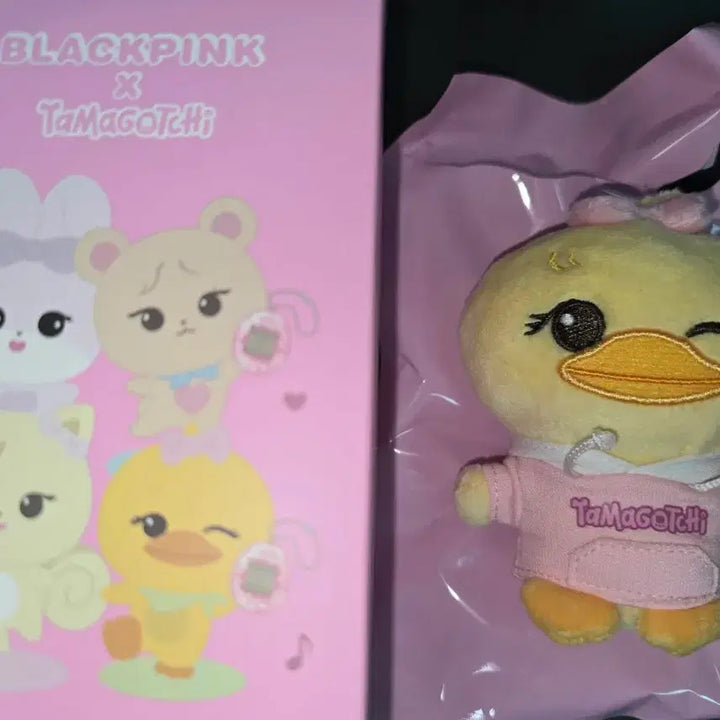 [BUNJANG] BLACKPINK x TAMAGOTCHI Collaboration Plush Doll (Jisoo, Jennie, Lisa, Rosé) / 블랙핑크 데드라인 BLACKPINK x 다마고치 TAMAGOTCHI PLUSH 콜라보 MD PPEU 쁘 인형 희귀 지수 제니 리사 로제 포토카드 포카 공식 원가양도