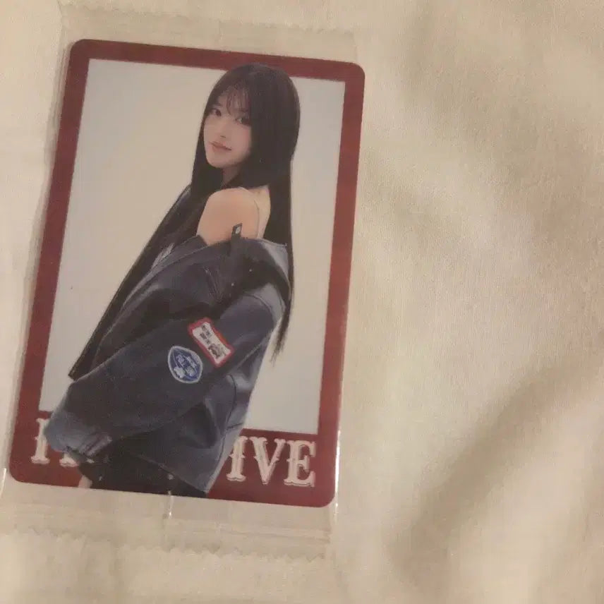 [BUNJANG] IVE Yujin Japan Wafer Photocard / 최신판 아이브 일본 웨하스 포카 안유진
