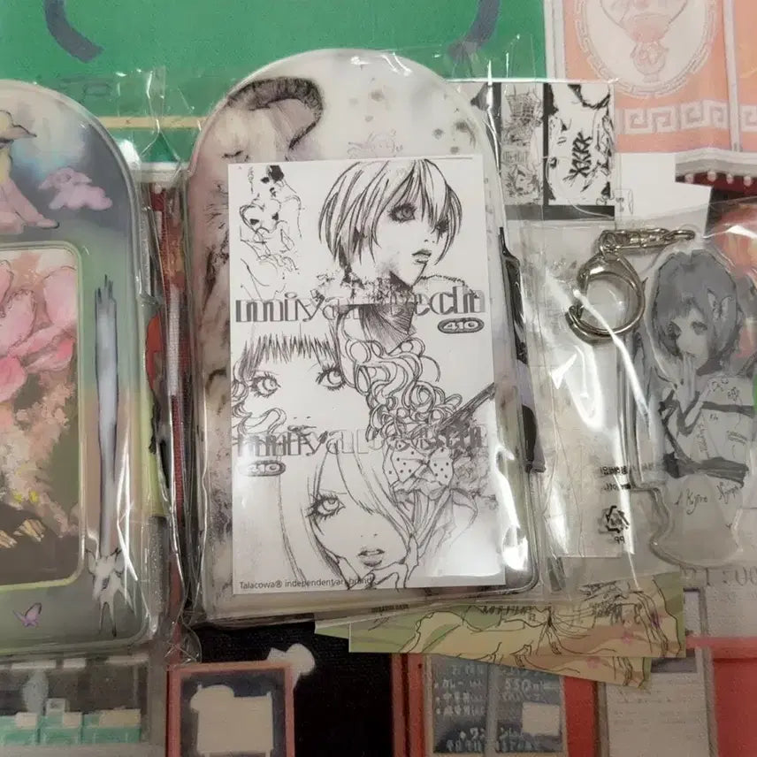 [BUNJANG] Tala Korea Collect Book Acrylic Keyring / 탈라코와 콜렉트 북 아크릴 키링