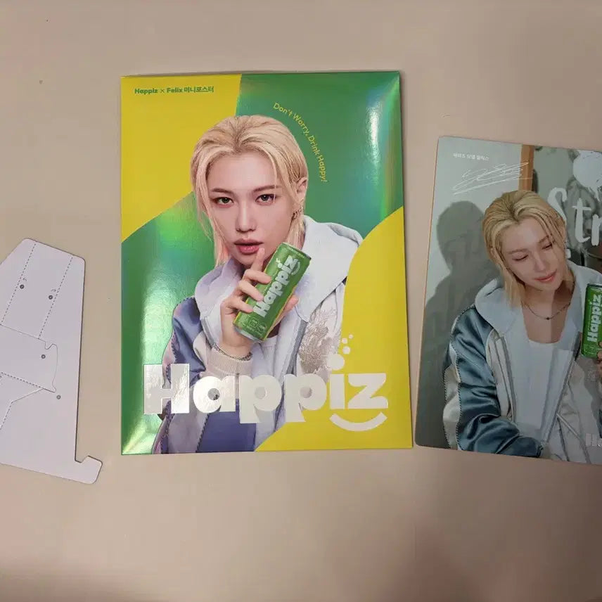 [BUNJANG] Stray Kids Hyunjin Felix Miniposter / 해피즈 미니포스터 필릭스 스트레이키즈
