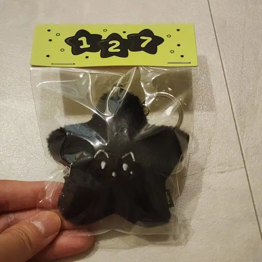 [BUNJANG] NCT Mark Black T-shirt (Sealed) / 마크 흑가사리 (미개봉 새상품)