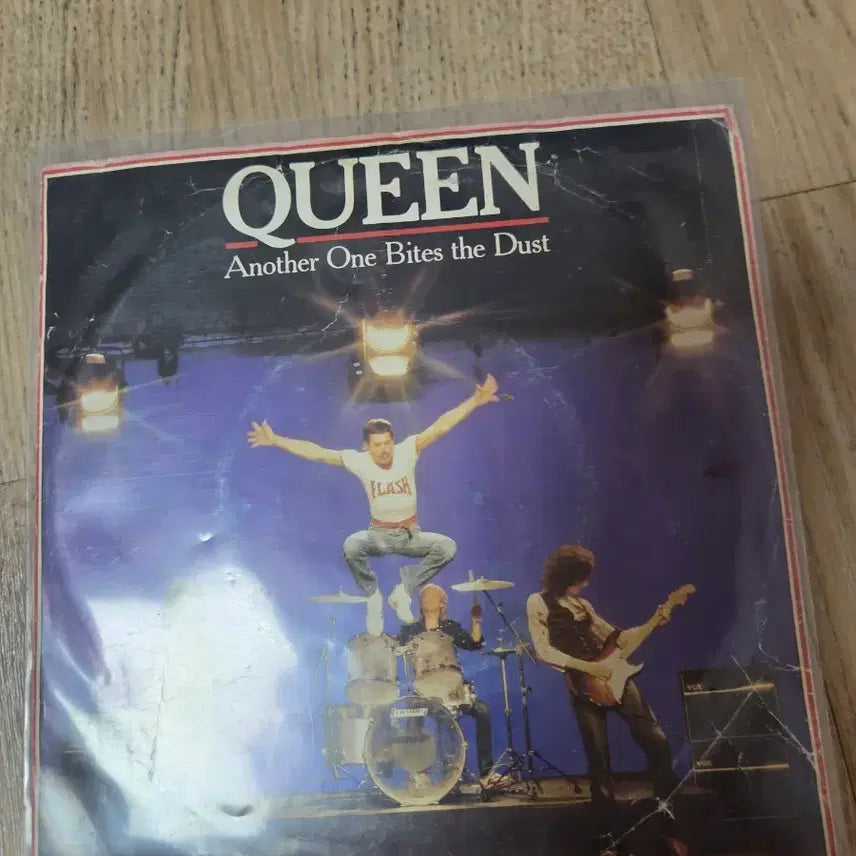 [BUNJANG] Queen Another One Bites the Dust 7-inch Single LP (Germany) / 퀸(Queen) - Another One Bites the Dust 7인치 싱글 LP (독일)