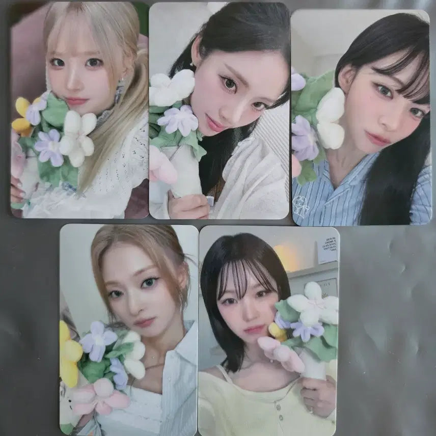 [BUNJANG] fromis_9 WithMUU "Who Is This Flower?" Version Photocard Set / 프로미스나인 위드뮤 누가꽃이게ver 포카 셋트 팝니다.