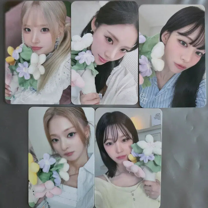 [BUNJANG] fromis_9 WithMUU "Who Is This Flower?" Version Photocard Set / 프로미스나인 위드뮤 누가꽃이게ver 포카 셋트 팝니다.