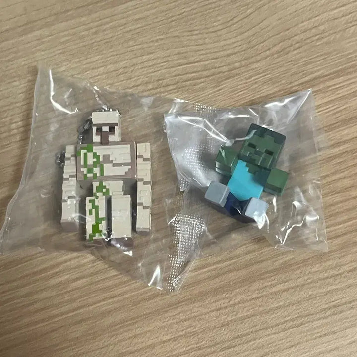 [BUNJANG] Minecraft Golem Zombie Keychain Gacha Figure Bundle Set / 마인크래프트 마크 골렘 좀비 키링 가챠 마치보케 피규어 일괄