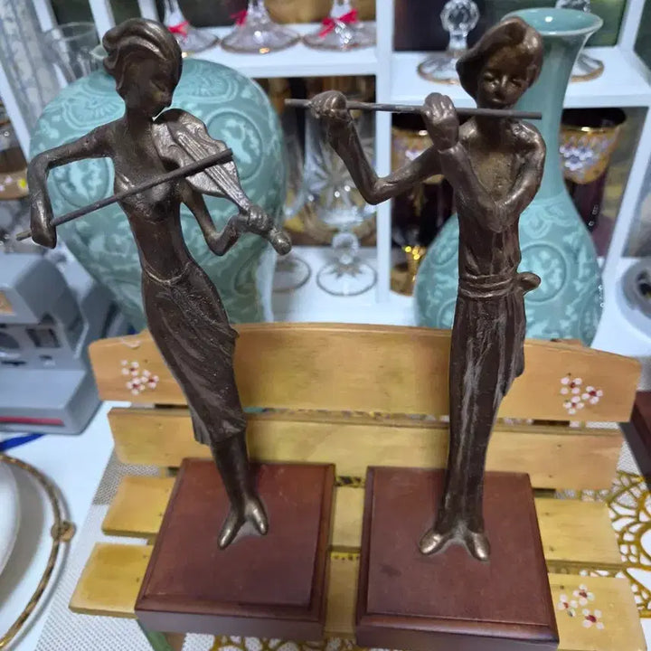 [BUNJANG] Bronze Musicians Figurines (Set of 2) / 브론즈 악기연주자 장식품