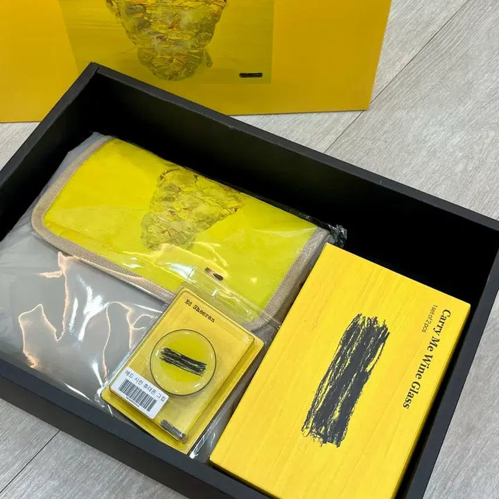 [BUNJANG] Ed Sheeran Subtract Limited Edition Merchandise Bundle Set / 에드시런 한정판 굿즈 세트 일괄