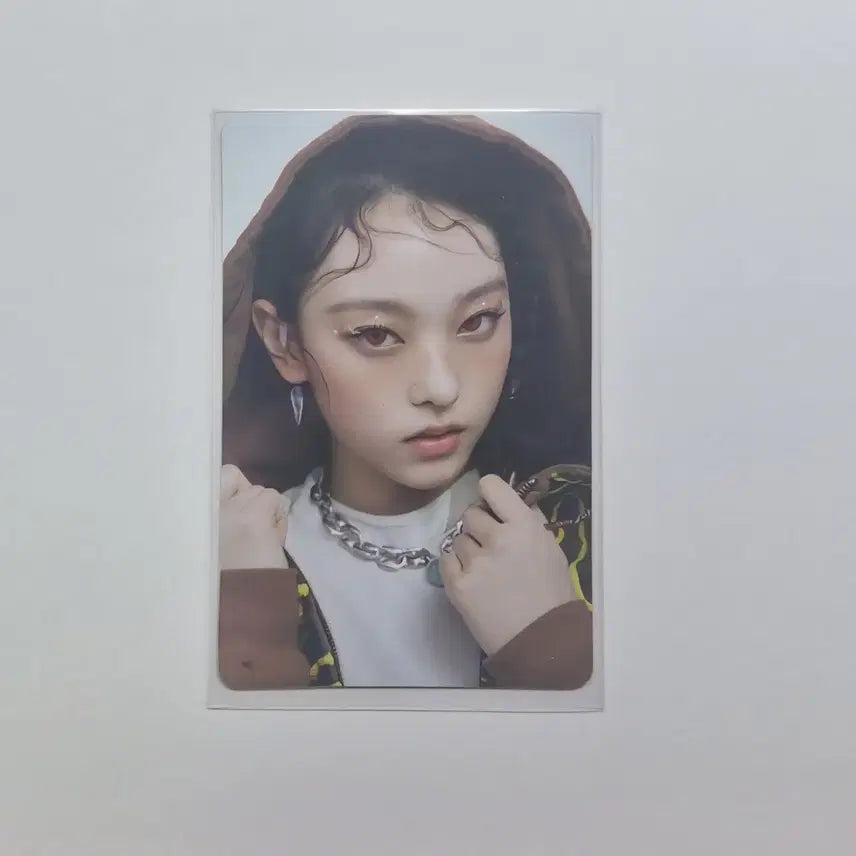 [BUNJANG] NewJeans Haerin ComplexCon Hong Kong Photocard / 홍콩 콤플렉스콘 MJZ 해린 포토카드 판매합니다