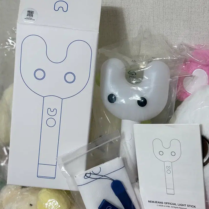 [BUNJANG] NewJeans Official Binky Bong Lightstick / NewJeans 응원봉 빙키봉