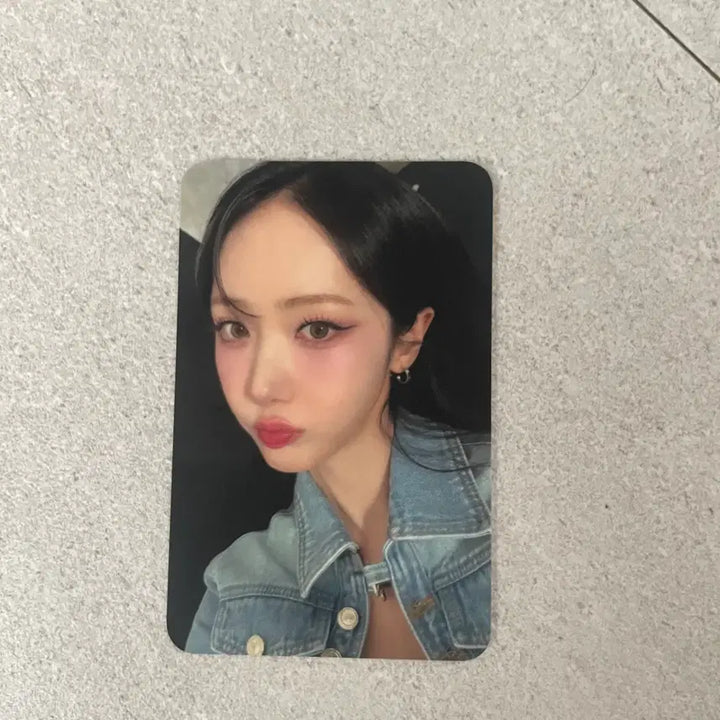 [BUNJANG] GFRIEND VIVIZ SinB Hangzhou Fan Meeting Entry Photocard / 여자친구 비비지 신비 항저우 팬미팅 입장 포카 판매합니다