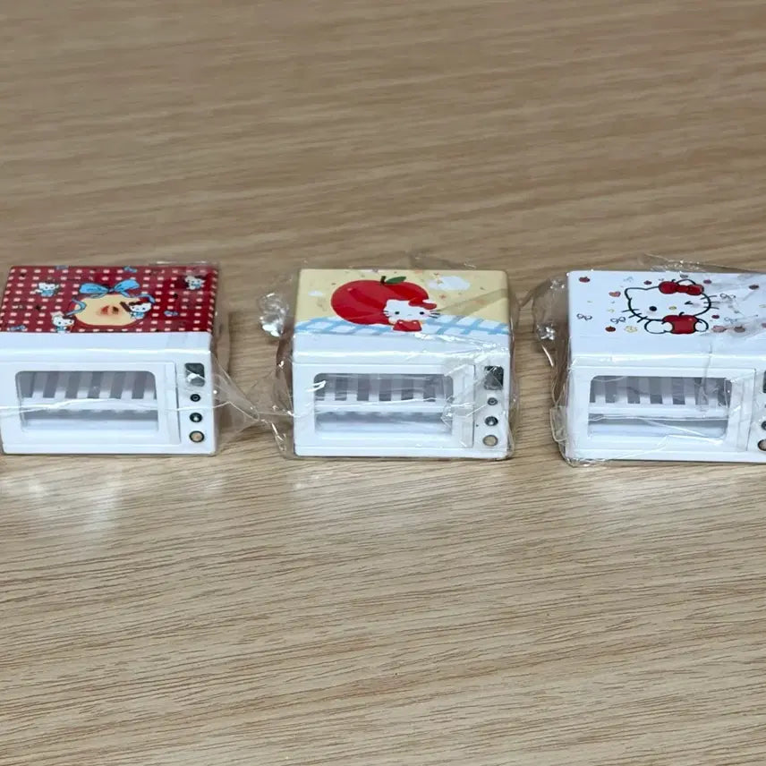 [BUNJANG] Miniature Hello Kitty Microwave / 미니어쳐 키티 전자레인지
