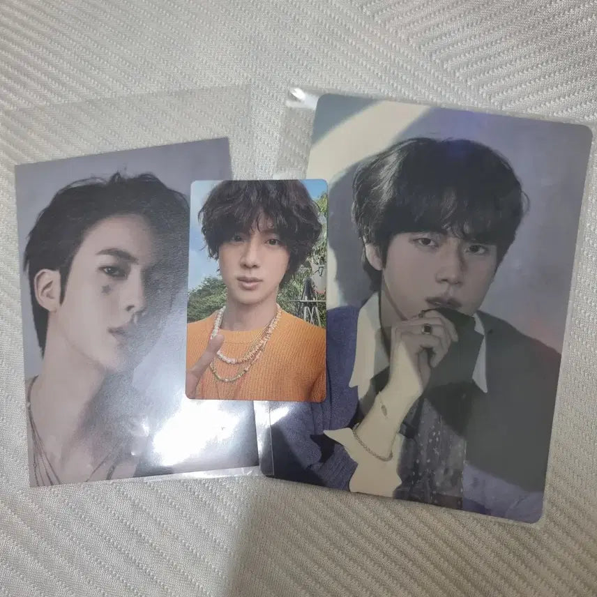 [BUNJANG] BTS Jin The Astronaut CD Bundle Set (Weverse, Aladin POB) / bts진 the astronaut cd 석진 우떠 띠부씰 디애넛