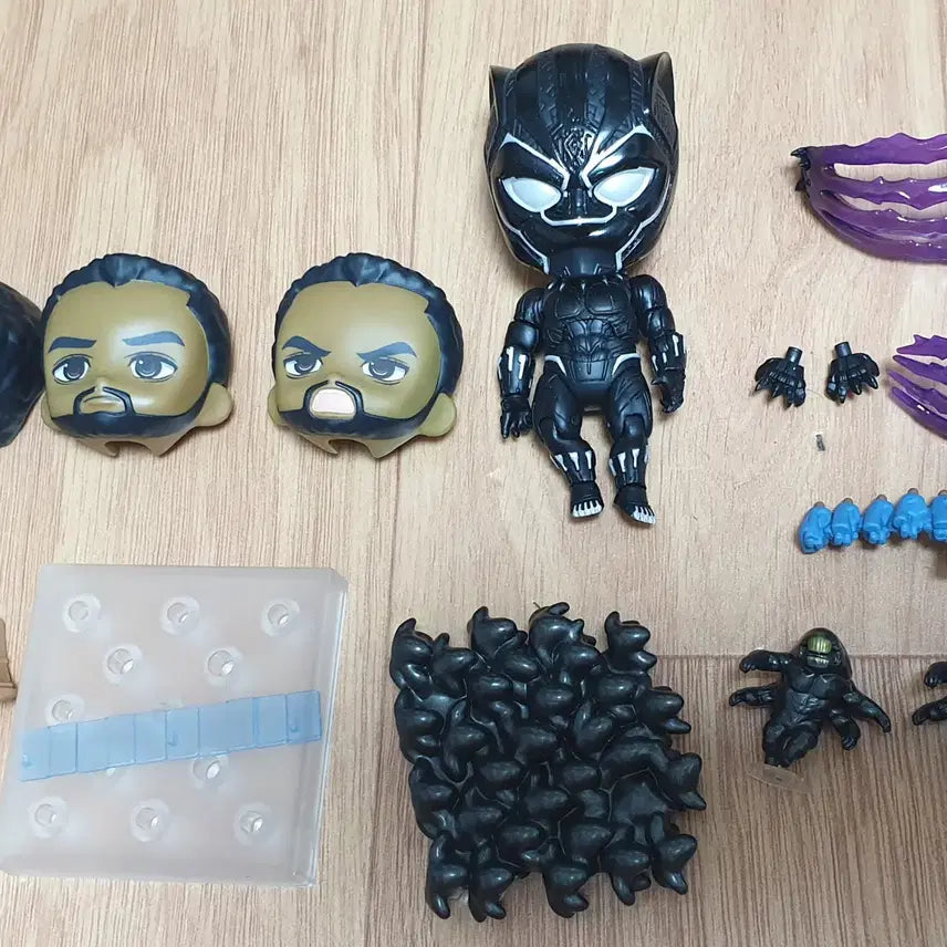 [BUNJANG] Nendoroid 955DX Black Panther Infinity Edition (No Box) / 넨도로이드 955dx 블랙팬서 인피니티 에디션 노박스