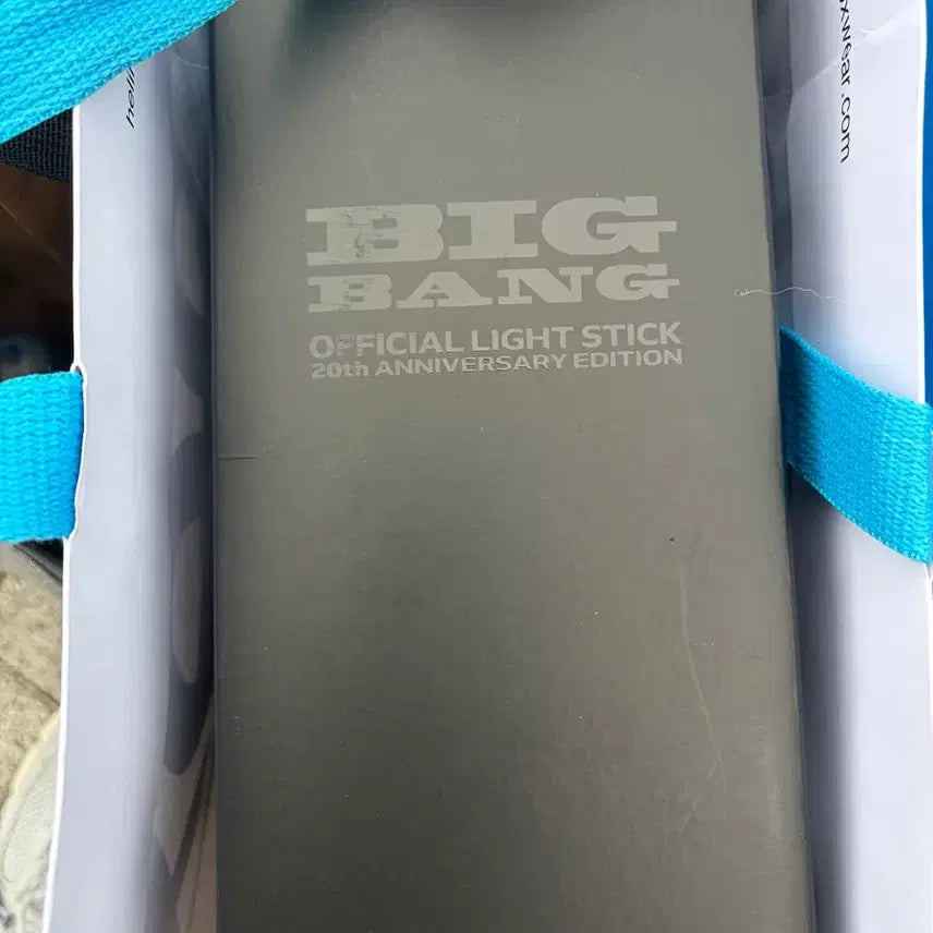 [BUNJANG] BIGBANG 20th Anniversary Concert Official Lightstick (Sealed) / 빅뱅 월드투어 콘서트 20주년 응원봉. 뱅봉 (미개봉)