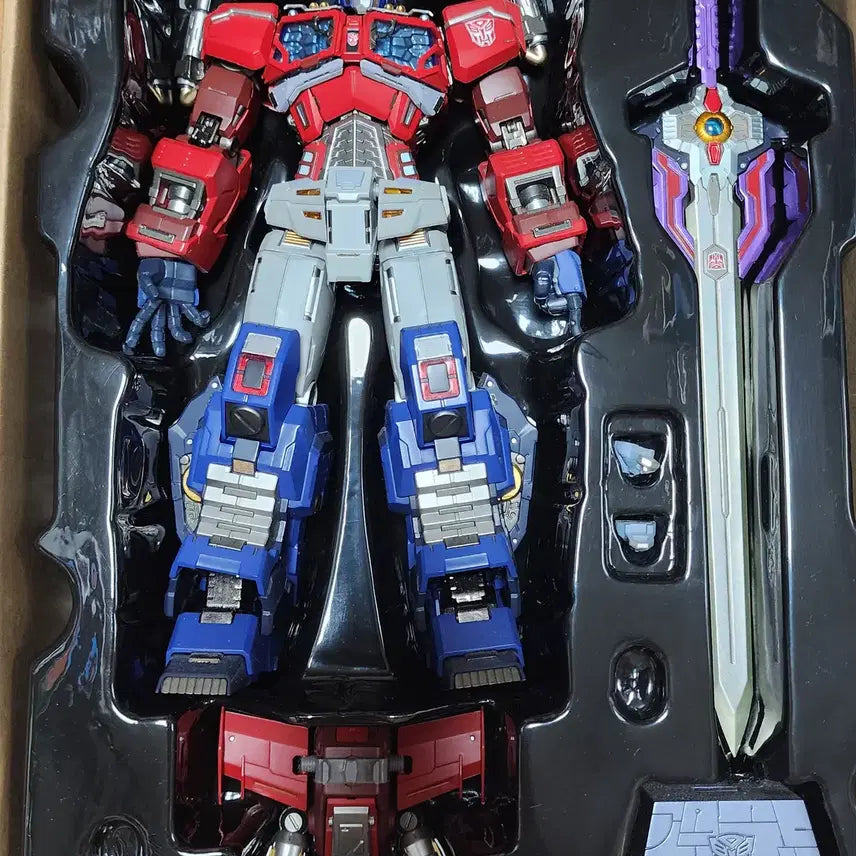 [BUNJANG] Muscle Bear Optimus Prime Figure / 머슬베어 옵티머스 프라임