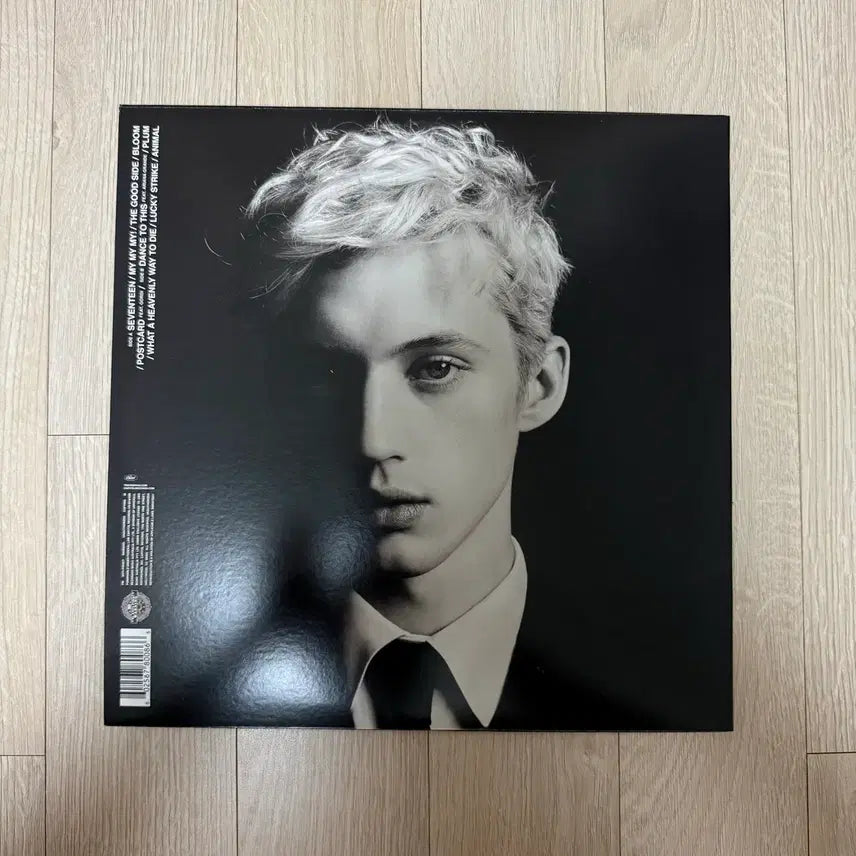 [BUNJANG] Troye Sivan Bloom LP (Black, Unsealed) / 트로이시반 Bloom LP (블랙/개봉반)