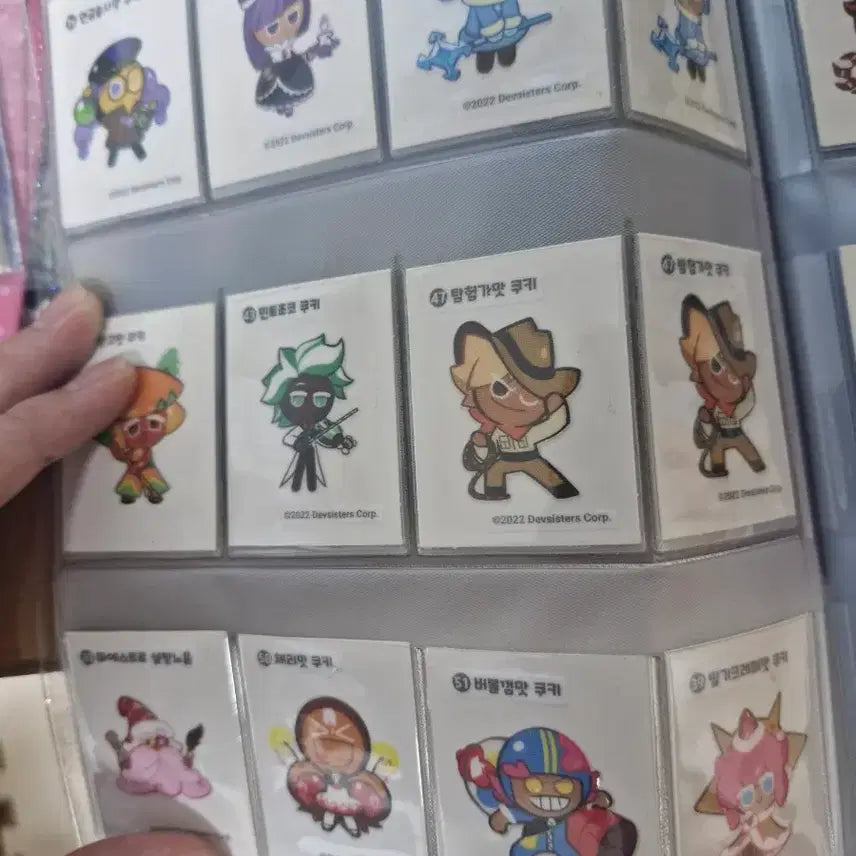 [BUNJANG] Cookie Run Sticker Bundle / 쿠키런띠부실 일괄팝니다