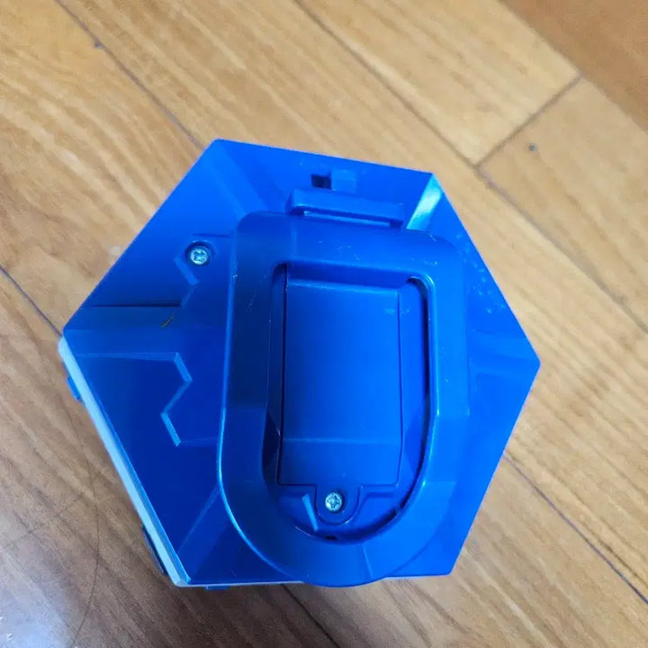 [BUNJANG] Magic Warrior YU-KENDO Hexagonal Dragon Head Keyholder / 마법전사 유캔도 키홀더