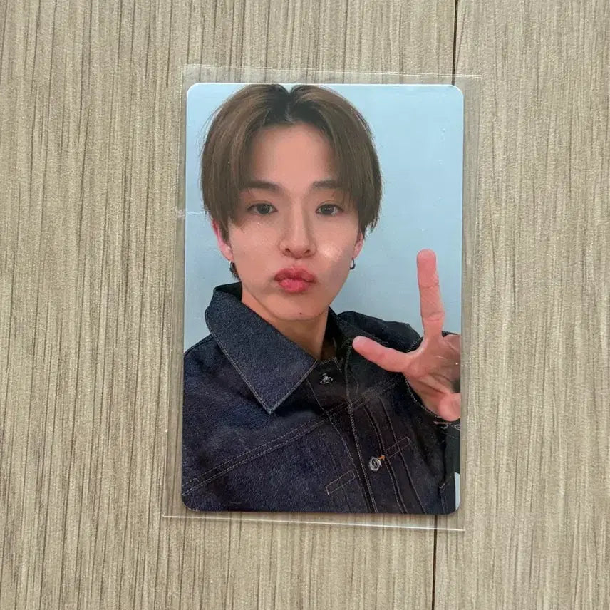 [BUNJANG] TREASURE Asahi Vivi POB Photocard / 트레저 TREASURE vivi 아사히 특전 포카